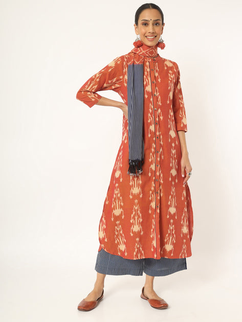 Clothes – Hanging Threads